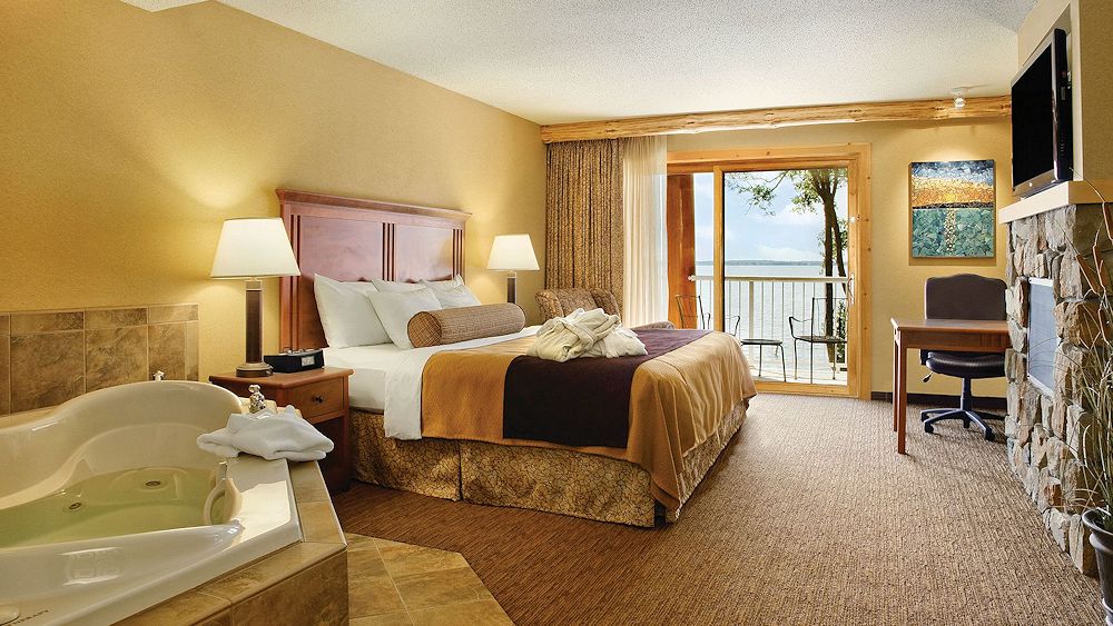 Detroit Lakes Hotel Minnesota Lake Resort The Lodge on Lake Detroit