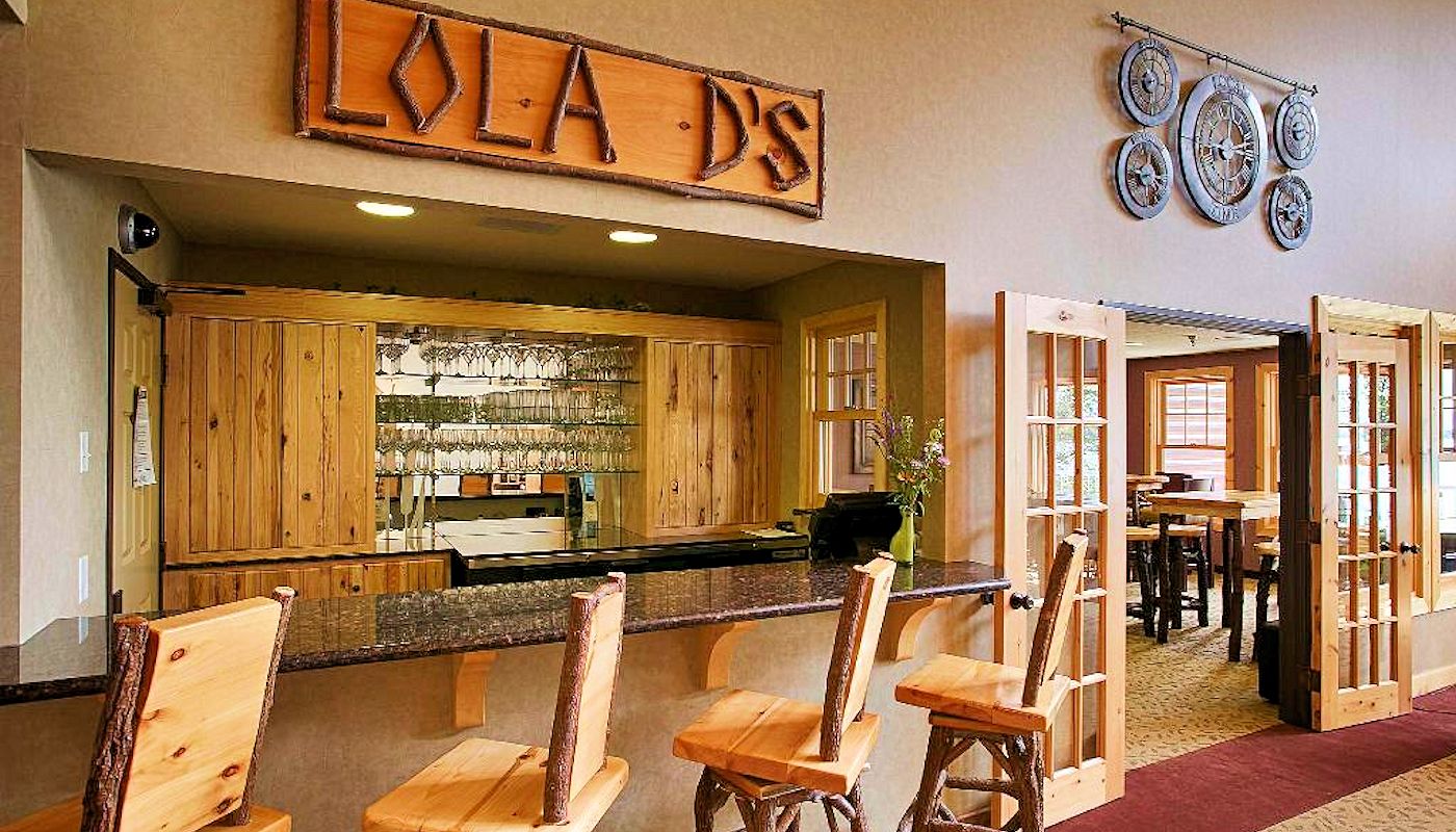 LOLA D's Bar &amp; Bistro- The Lodge on Lake Detroit