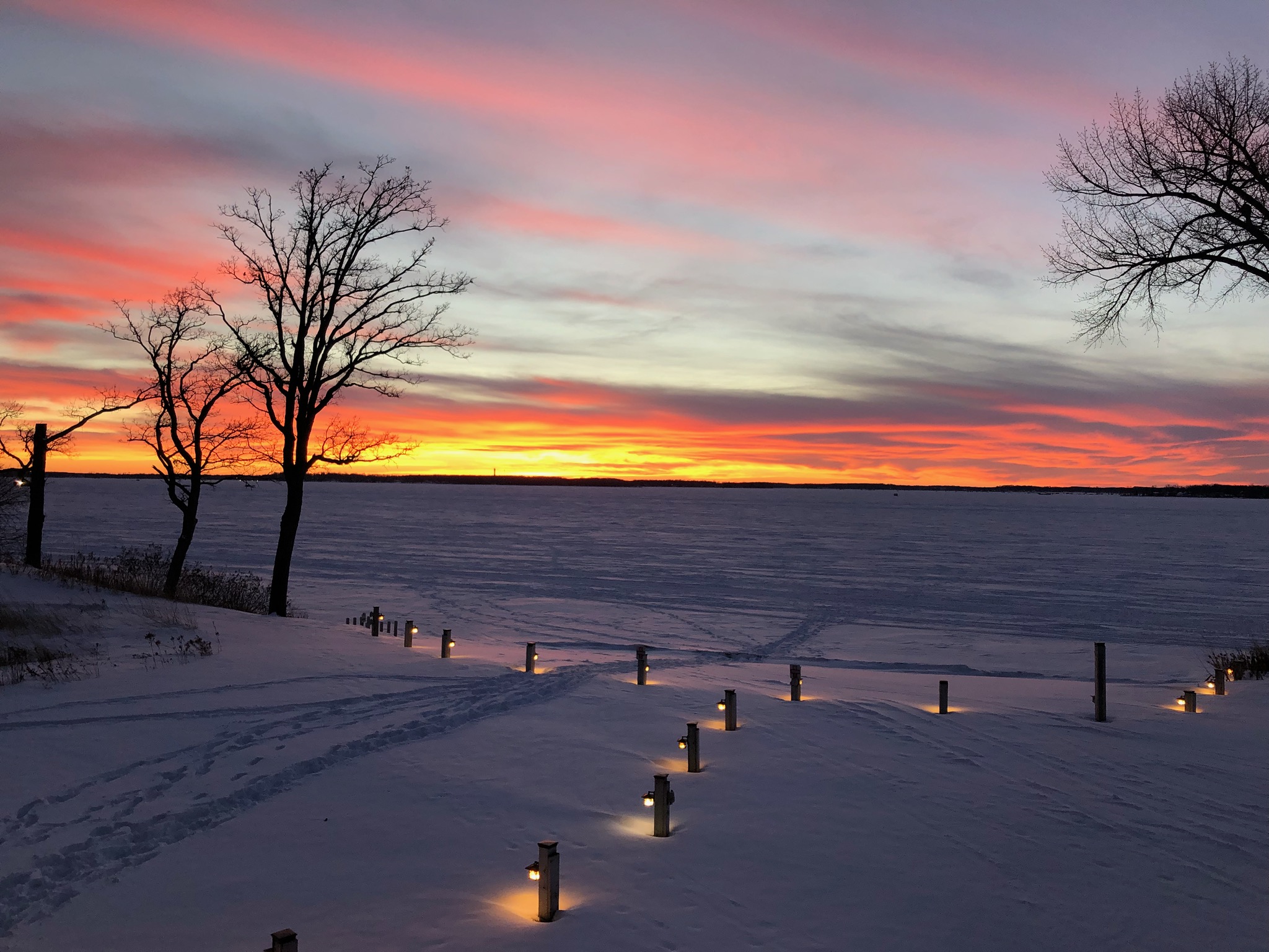 January 2 2020 Big Detroit Lake Sunset at The Lodge on Lake Detroit