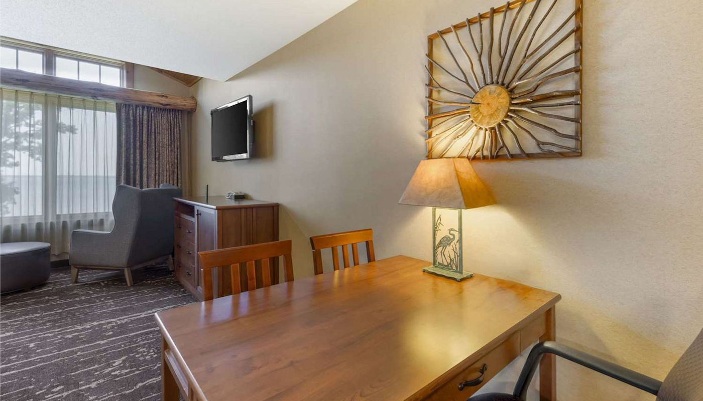 Lodge King Kitchenette Accessible Inner Room Veiw Lodge King Kitchenette Accessible Inner Room Veiw